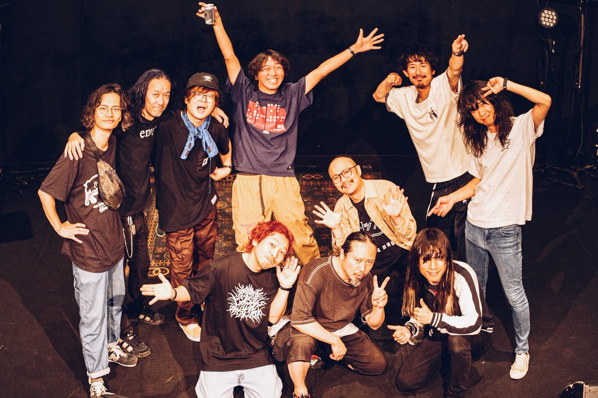 sukisukironchan's tweet photo. 昨日は水戸ライトハウスで、セクマシと古墳シスターズのスプリットツアーにお呼ばれだったよᥬ😚ᩤ熱くて楽しくて愉快な仲間たちとライブできて楽しかったなー❣️来てくれたハニワっこ、ゲストボーカル(セフレ)、メンマのみんな、ありがとう〜🍥💕photo by N/a https://t.co/flxDimgnCS