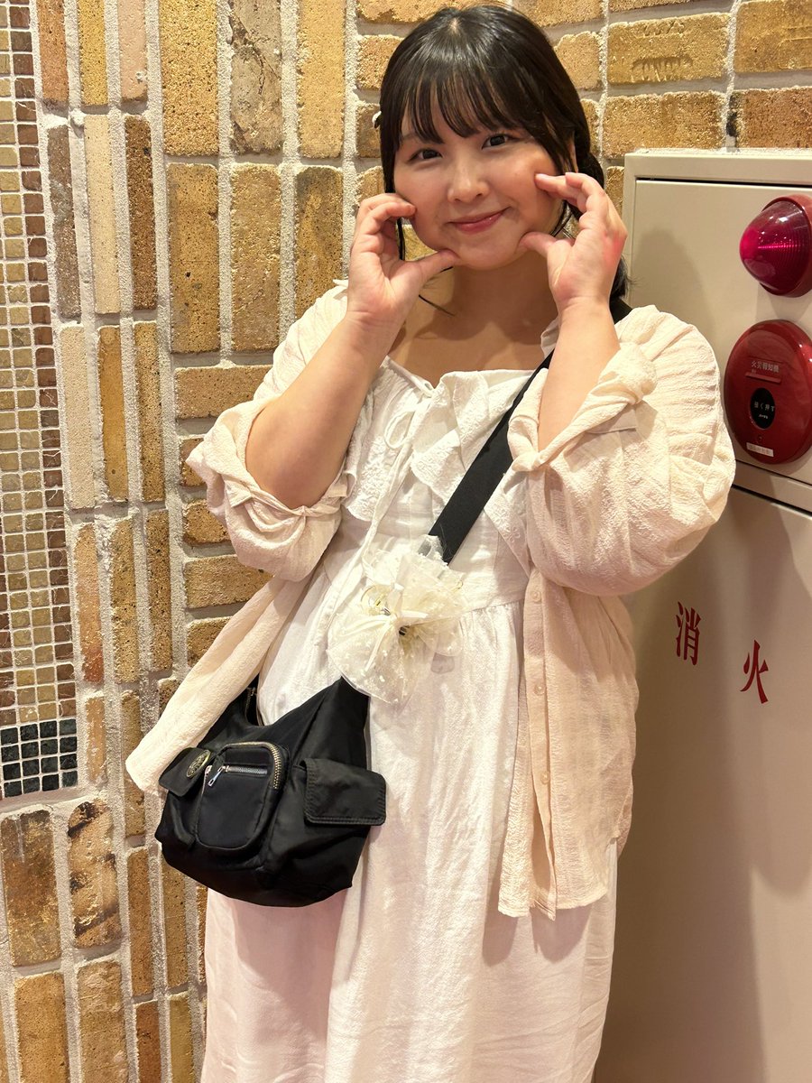 NeekoMay's tweet photo. 今日のなちゅ👼🧡inパラミサ！！

昨日YouTubeデビューしたなちゅ👼🧡に会いに行って来ました😊

朝の抽選は350人中253番😭😭

この番号で転生2取れると思ってなかったが、何故か取れた😂

珍しく朝一から頑張れて約5000枚出たので勝ち逃げ😊

なちゅ👼🧡と色んな話し出来たし、大阪から来てくれたフォロワーさんとも逢えたし、楽しい1日になりましたー🫡

今日もありがとうございました🫡