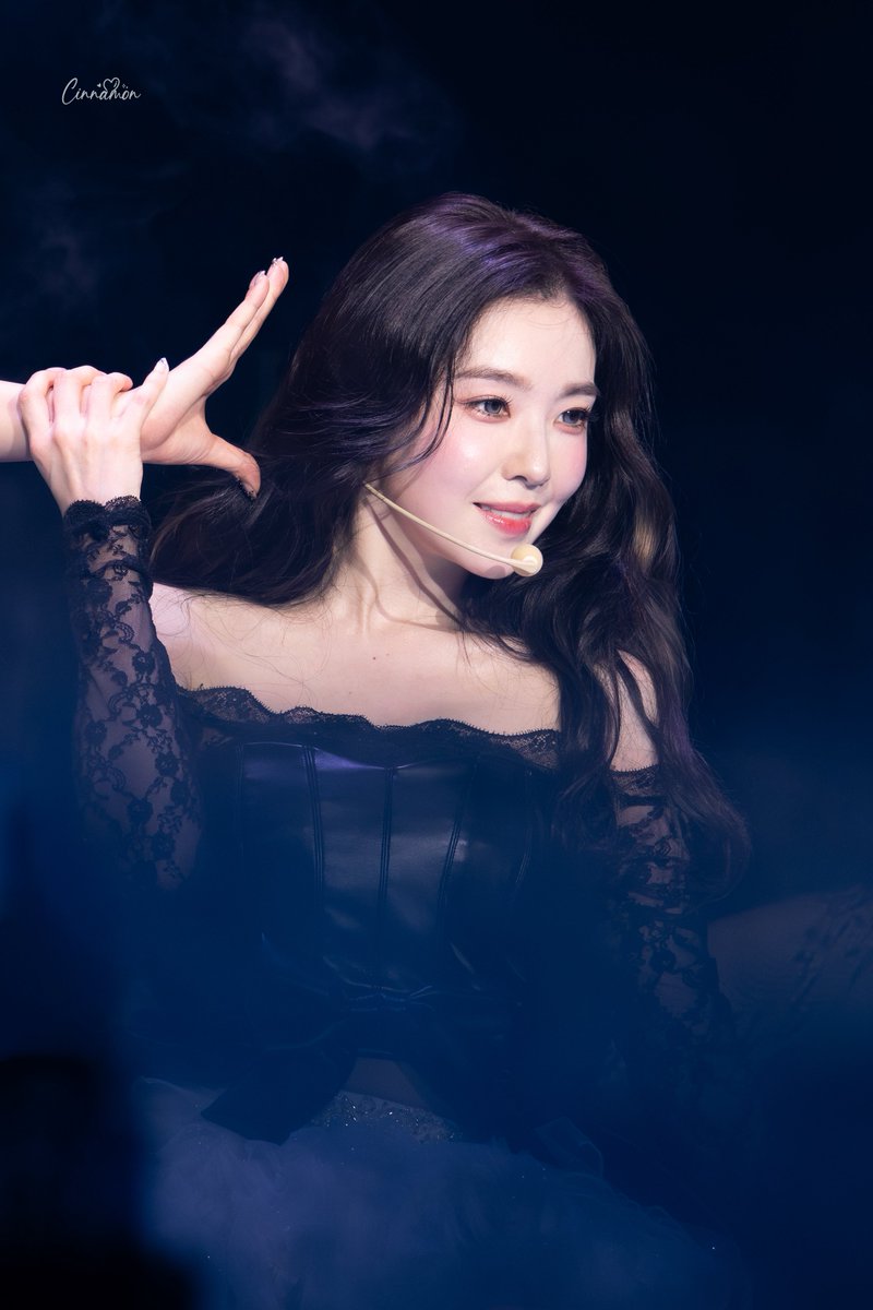 Cinnamon_0v0's tweet photo. 260523 IRENE ASIA TOUR [ I-WILL ]

💖💖

#IRENE #아이린 https://t.co/5kXana9hXs