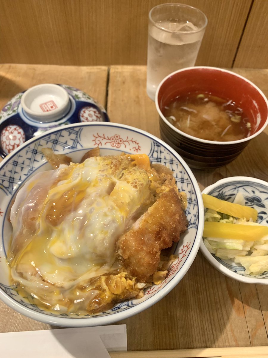 myao_my1's tweet photo. #charmyごはん

明日に備えてこんなの食べた

豚肉、うなぎはビタミンが豊富らしい

細胞を復活させるには沢山寝ること

みんな元気になりますように🙏

#武器よりお米 https://t.co/KwceAf3Fan