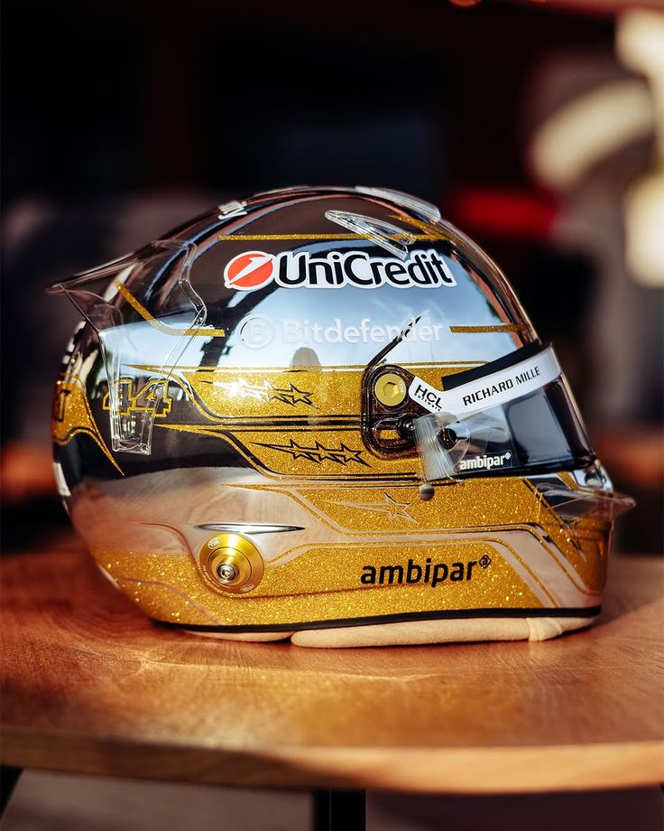 ZYHOOLIC's tweet photo. My top 4 Lewis's special helmets
1. Japan 2023
2. Vegas 2025
3. Abu Dhabi 2025
4. Monaco 2026 https://t.co/FX3og6vZp5