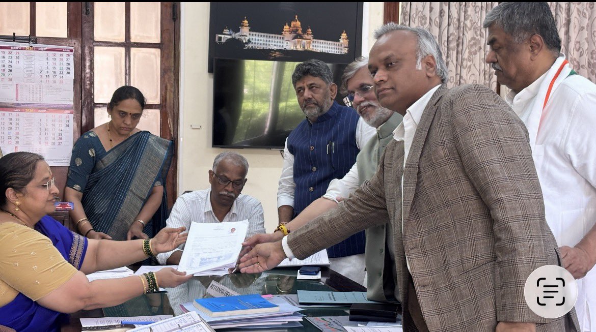 asmatasleem13's tweet photo. Congress leader @Pawankhera ji files the nomination for RS at Vidhan Shouda in the presence of Karnataka CM @DKShivakumar ji , HM @PriyankKharge ji and PCC @HariprasadBK2 ji https://t.co/PqK4FlvdiH