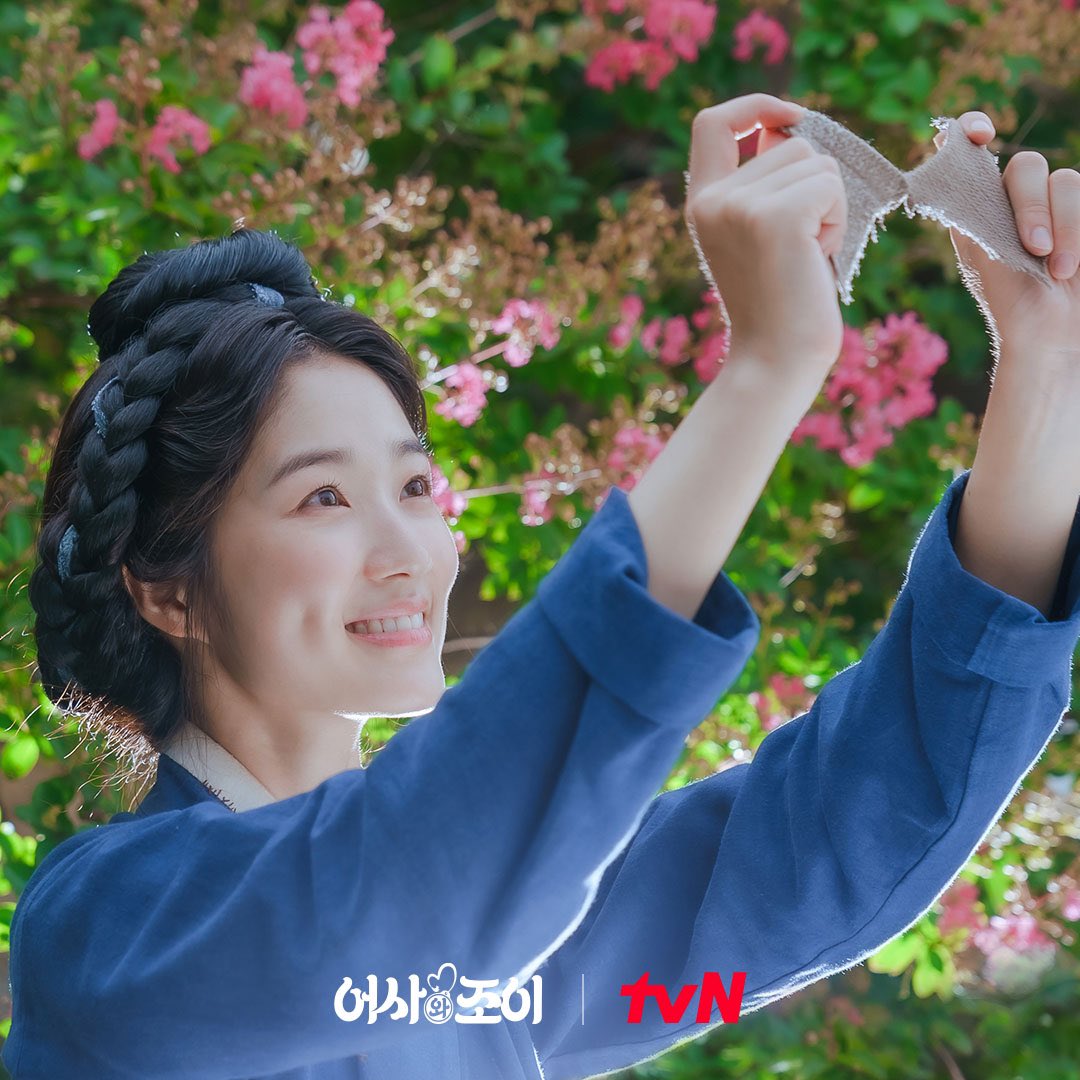 11012000__'s tweet photo. Joy-i
#kimhyeyoon #김혜윤 #secretroyalinspectorjoy https://t.co/yXPpiuzyLy
