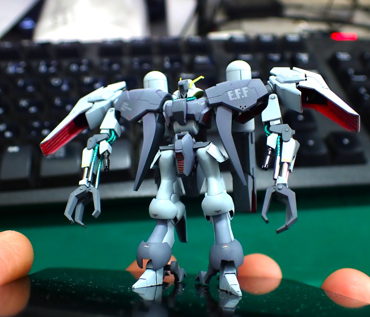 gyo5963's tweet photo. 今頃ようやっと静岡合同展の梱包を解いたついでに便乗してみる。手乗りアーティファクトバイアラン

#見つけてくれてありがとう祭開幕

手持ちしたくても電飾配線隠しの台座が邪魔wwww https://t.co/LFjArFuDLs