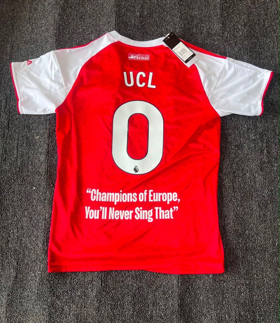 CynthiaNomso02's tweet photo. Wearing my Arsenal Jersey today guyssss 🥰🥰♥️ https://t.co/qX6SzEMmax