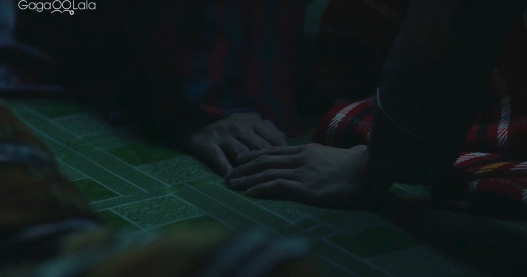 loser4duang's tweet photo. can we talk about how their hands were touching during movie night??? like did they just wake up the next day and ignore it??? pack it up there’s no other explanation for this
#TicketToHeavenEP2 https://t.co/po9fiajq8T