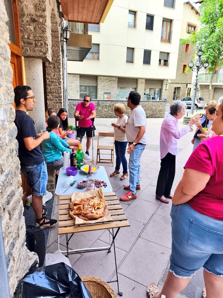 singatalla's tweet photo. CORPUS SORT 2026
"A la vila de #Sort també se fa per les vuitades de #Corpus de fer una festa a cada carrer, s'hi reuneix tot lo poble amb una gran harmonia digna de poder-la gaudir tothom, i que prou és digna de ser envejada" Enric Vigo i Rabasa
#pallars #AnyEnricVigo https://t.co/0JklmTiRRz