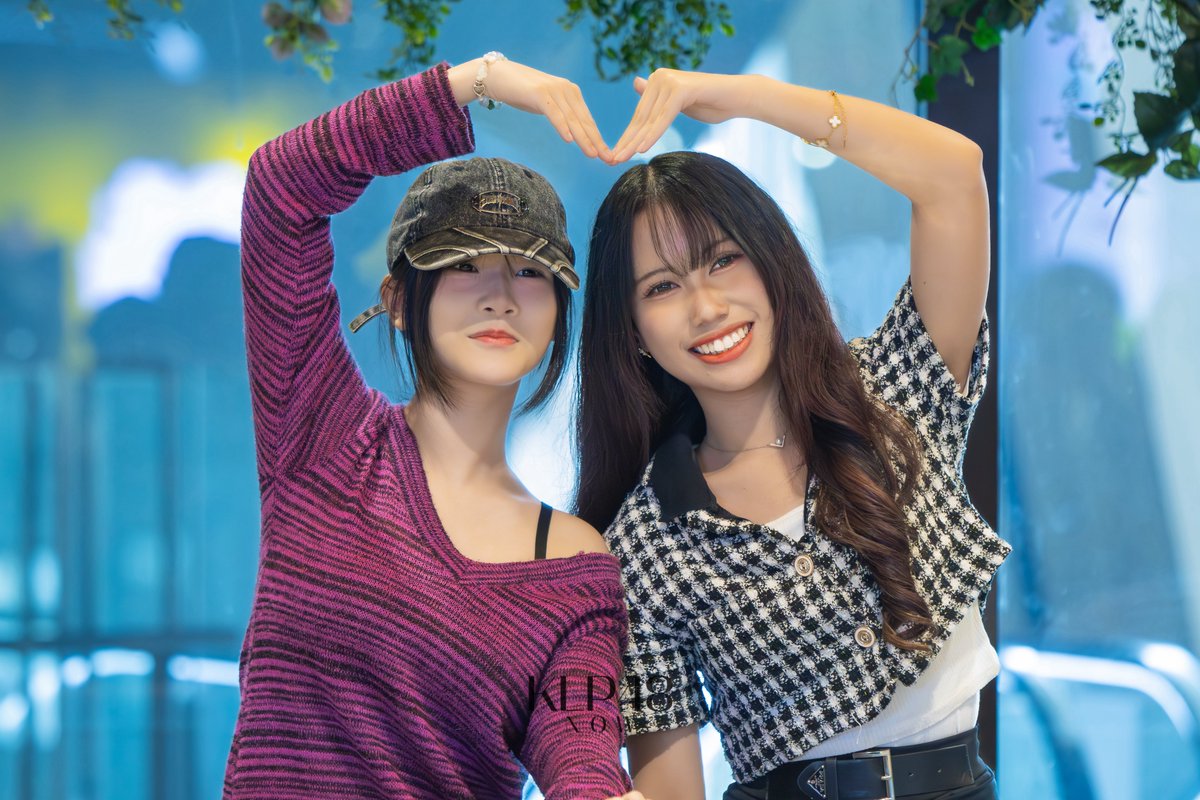 KLP48Now's tweet photo. [𝙴𝚟𝚎𝚗𝚝 𝙷𝚒𝚐𝚑𝚕𝚒𝚐𝚑𝚝✨]

260606 || Special Theater Tencho

𝑪𝒐𝒏𝒈𝒓𝒂𝒕𝒔 𝒐𝒏 𝟏𝟎𝟎𝒌 𝒗𝒊𝒆𝒘 🎉

#KLPEventHighlight #KLPMomentOfDream #KLP48 https://t.co/veMkEO6TFK