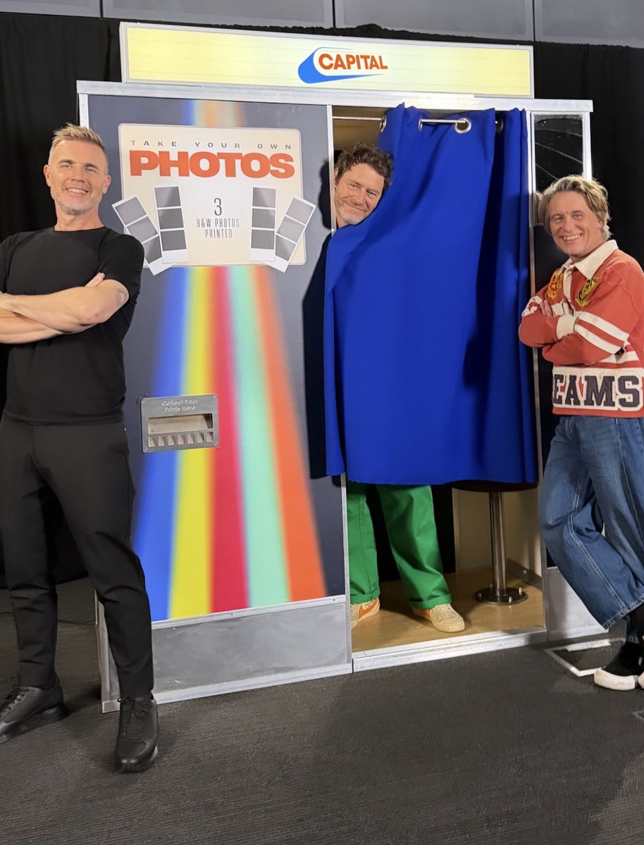 Michell37539913's tweet photo. Love it!! 🤩😂 Have a fab time guys @takethat @GaryBarlow 🙌❤️ https://t.co/FIAQaK6vhl