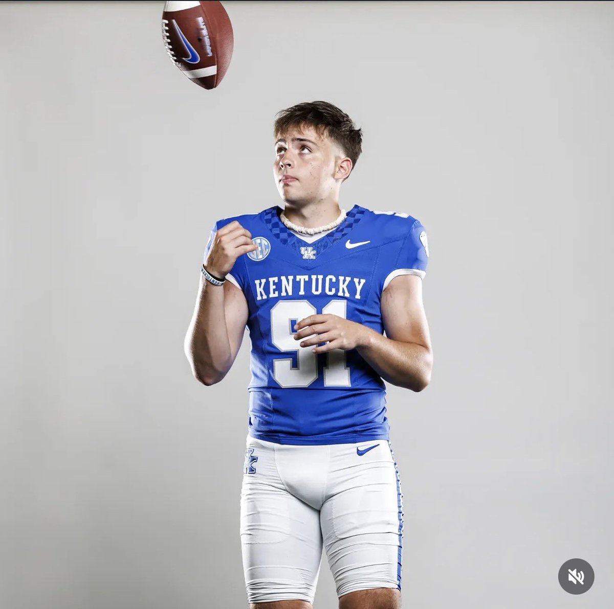 OG_Bibs's tweet photo. 91 days until kickoff!! #BBN #FeedTheStuds
🔵⚪️😼

@JacobKauwe16 
@jadenc_williams https://t.co/reAZOgWBos