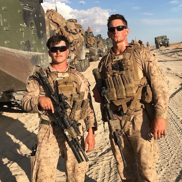 tylerthoma4ye's tweet photo. America please pray for us😮‍💨

#USmarine https://t.co/amrPmMPq3p