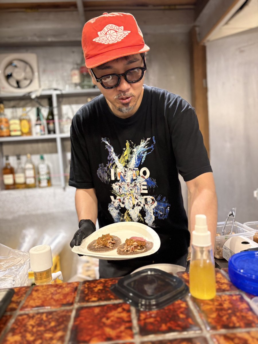 ShimadaJumpei's tweet photo. いろんなおきゃくさんとなかまがきてくれてうれしいほんとうにありがとう

#森を歩く https://t.co/jmJiTbnad0