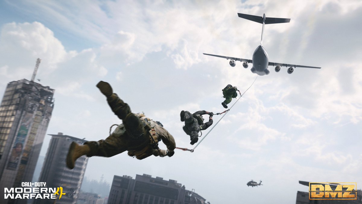 CallofDutyLATAM's tweet photo. Aunque la Extracción no está garantizada, los sistemas ayudan a los jugadores a seguir avanzando.

🩹 Torniquete: Permite a un jugador recuperarse en estado herido si no tiene equipo de reanimación propio
⛑️ Sistema MIA: Permite a los jugadores gastar dinero del juego en la Base de Operaciones Avanzada y desplegar equipos de rescate.

Cada despliegue en DMZ implica riesgos reales. Las mejores recompensas de Hajin te las llevarás únicamente si logras escapar con éxito.