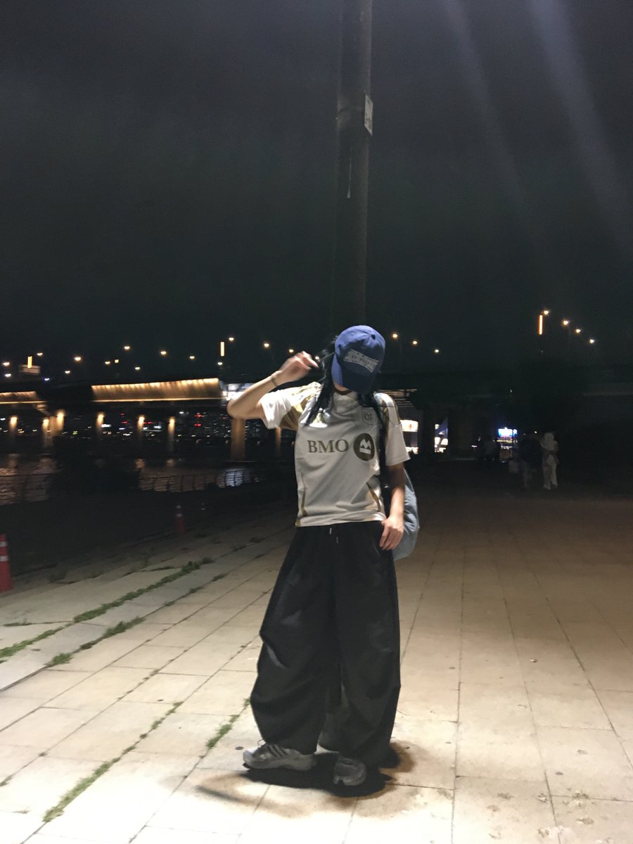 ahyeonpicture's tweet photo. AHYEON WEVERSE UPDATE https://t.co/KEPbESzLic