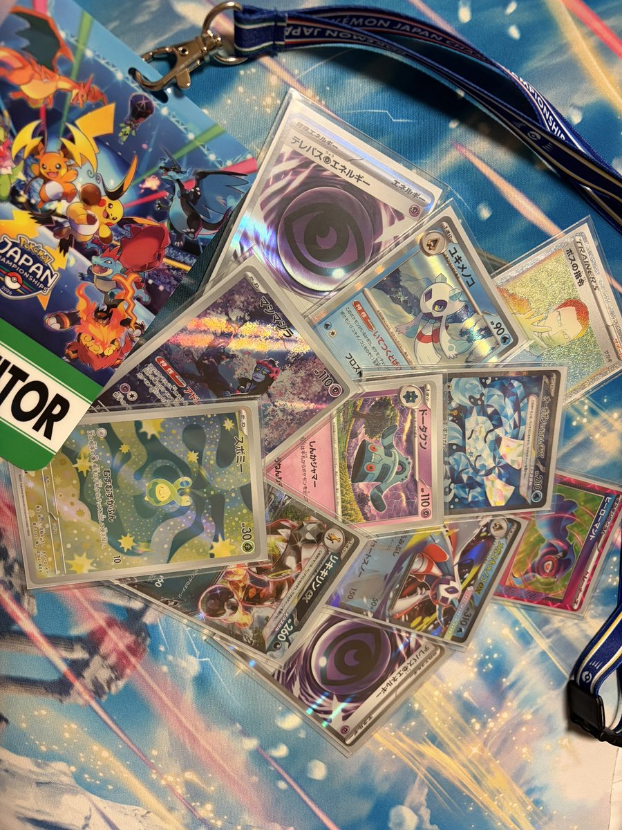 ABC_makaroni_'s tweet photo. 人生初JCSは2-3でした！！
使用デッキは「メノコマシラドータクン」

まつ、コイジと3人であの場所に立てたこと本当に嬉しかった！
応援してくれた仲間たちには感謝しかありません！

同じ高知県の方に声をかけてもらったり、お会いできたこともすごく嬉しかった😊

いい思い出です！
また来たい！！ https://t.co/EMr2bYGM9X