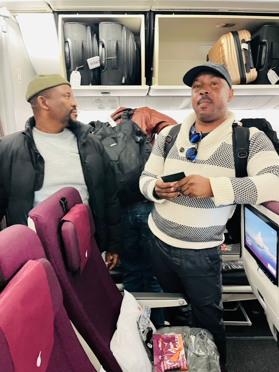 AfricanTreeProd's tweet photo. The cast of The Pilgrimage has officially arrived for the Ofeer International Theatre Duo Drama Festival.

The journey continues. 🎭✈️

#ThePilgrimage #OfeerInternalTheatreFestival
#AfricanTreeProductions https://t.co/PULYhB8U6B