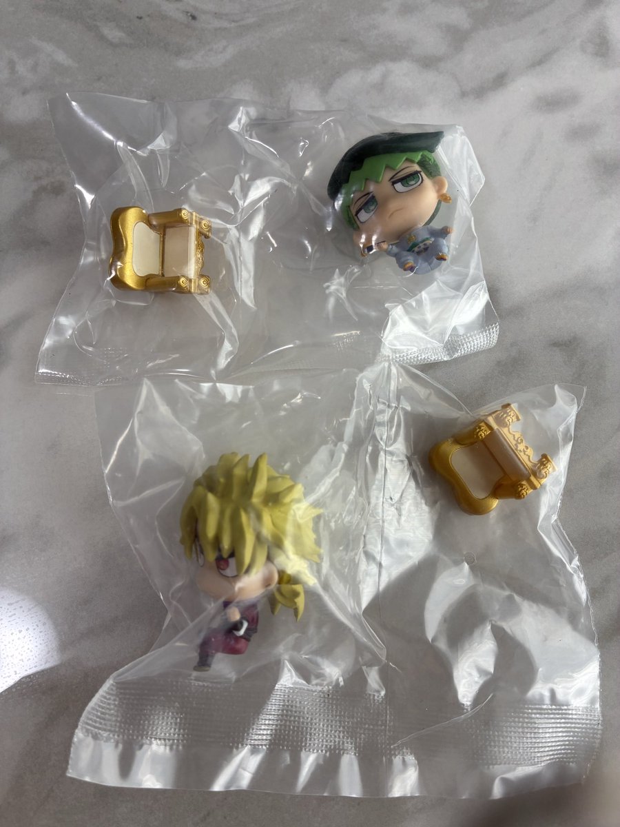2jigenaka4's tweet photo. 【交換】ジョジョの奇妙な冒険 ジョジョ ジョジョコレ JOJO WORLD3 カプセルトイ

譲:ディオ、露伴
求:シーザー、花京院

宇都宮手渡し、郵送のみの対応 https://t.co/gIIWCWyLw6