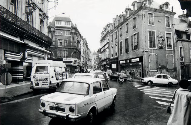 YannRobichon's tweet photo. Happy #SaturdaySimca / #SimcaSaturday!
Simca 1000.
#Auto #Automobile #Automobiles #Autos #Car #CarHistory #Cars #CarsHistory #ClassicCar #ClassicCars #FrenchCar #FrenchCars #LeMans #Photographie #Photography #RetroCar #RetroCars #SimcaInEnglish #Simca1000 #VintageCar #VintageCars https://t.co/U76FVAjGvy