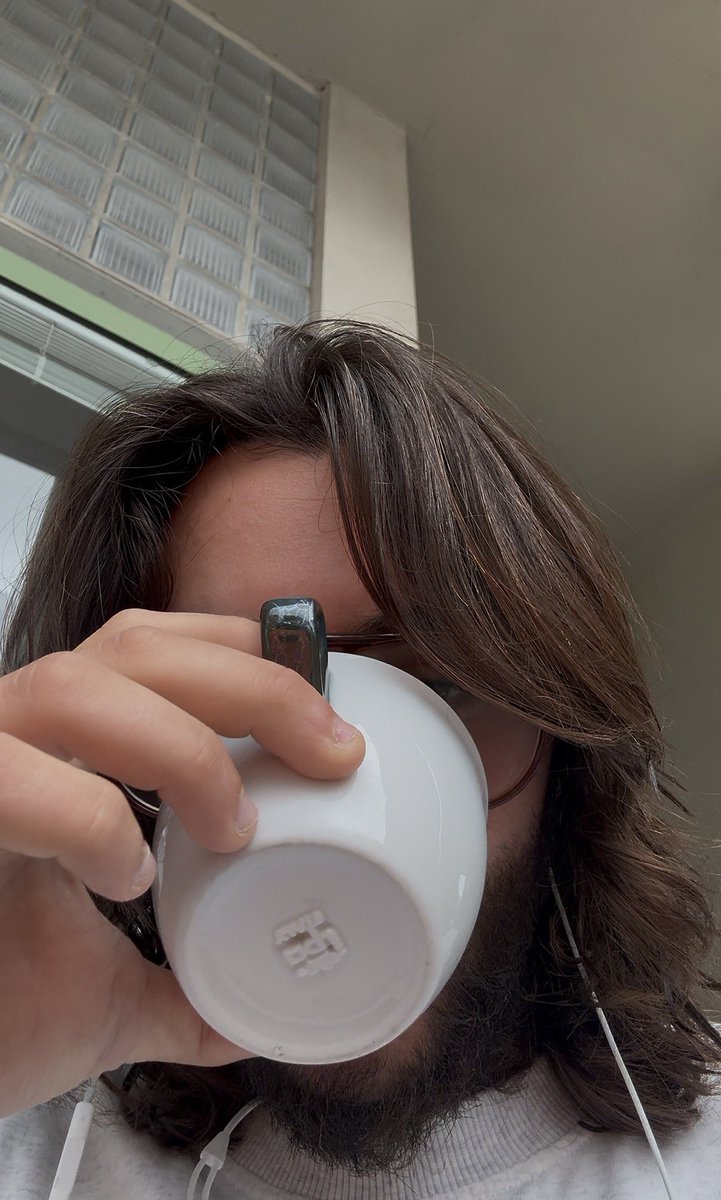 shnufalo_'s tweet photo. I had over a gram of caffeine this morning in Italy in a span of an hour just to assimilate with the culture. How do you inject a country into the veins. https://t.co/ysckcPLZQl