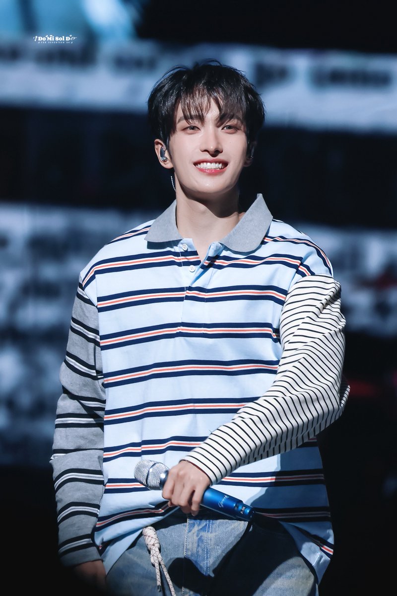 domisoldo_kyeom's tweet photo. 260606 DxS [SERENADE] ON STAGE - MACAO

예뻐🥹

@pledis_17 

#SEVENTEEN #세븐틴 #DxS 
#도겸 #DK #ドギョム #이석민 https://t.co/0S2JQ4kxkw
