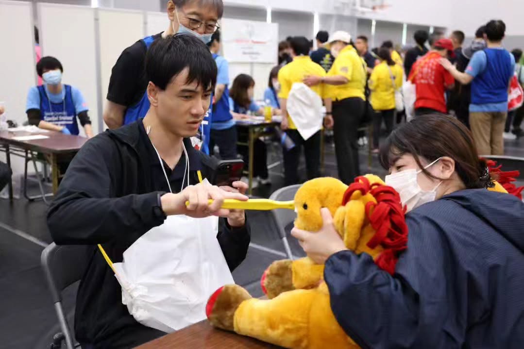 so_nippon's tweet photo. #スペシャルオリンピックス2026東京

6月5日(金)、開会式前にはヘルシー・アスリート・プログラム(HAP)を実施✨️

🔗HAPに関する詳細はこちら🥼
https://t.co/qgl50xbHsl

#スペシャルオリンピックス日本 
#知的障害 のある人たち https://t.co/BBdlkH8ZfB