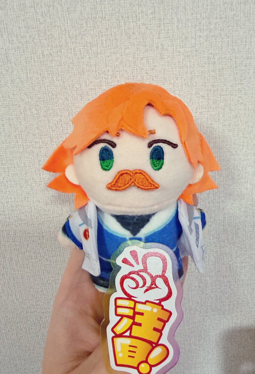 dependcloud's tweet photo. 終於幫經理貼好鬍子 https://t.co/b6AjA8Amkx