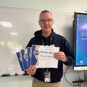 ea_schools's tweet photo. A huge shout-out to our amazing teachers and staff! You've been showered with virtual high-fives from students and colleagues yesterday showing appreciation !

#TeacherAppreciation #StaffAppreciation #VirtualHighFives #oneEA https://t.co/XlCxLoK1d4