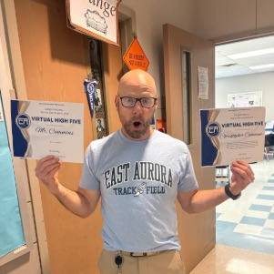 ea_schools's tweet photo. A huge shout-out to our amazing teachers and staff! You've been showered with virtual high-fives from students and colleagues yesterday showing appreciation !

#TeacherAppreciation #StaffAppreciation #VirtualHighFives #oneEA https://t.co/XlCxLoK1d4