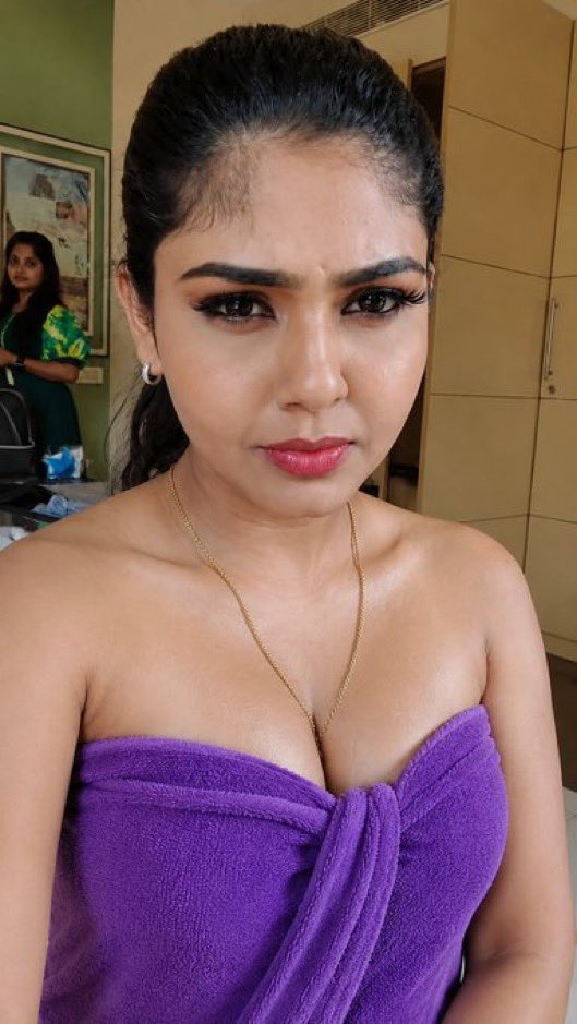KollyHeart tweet media