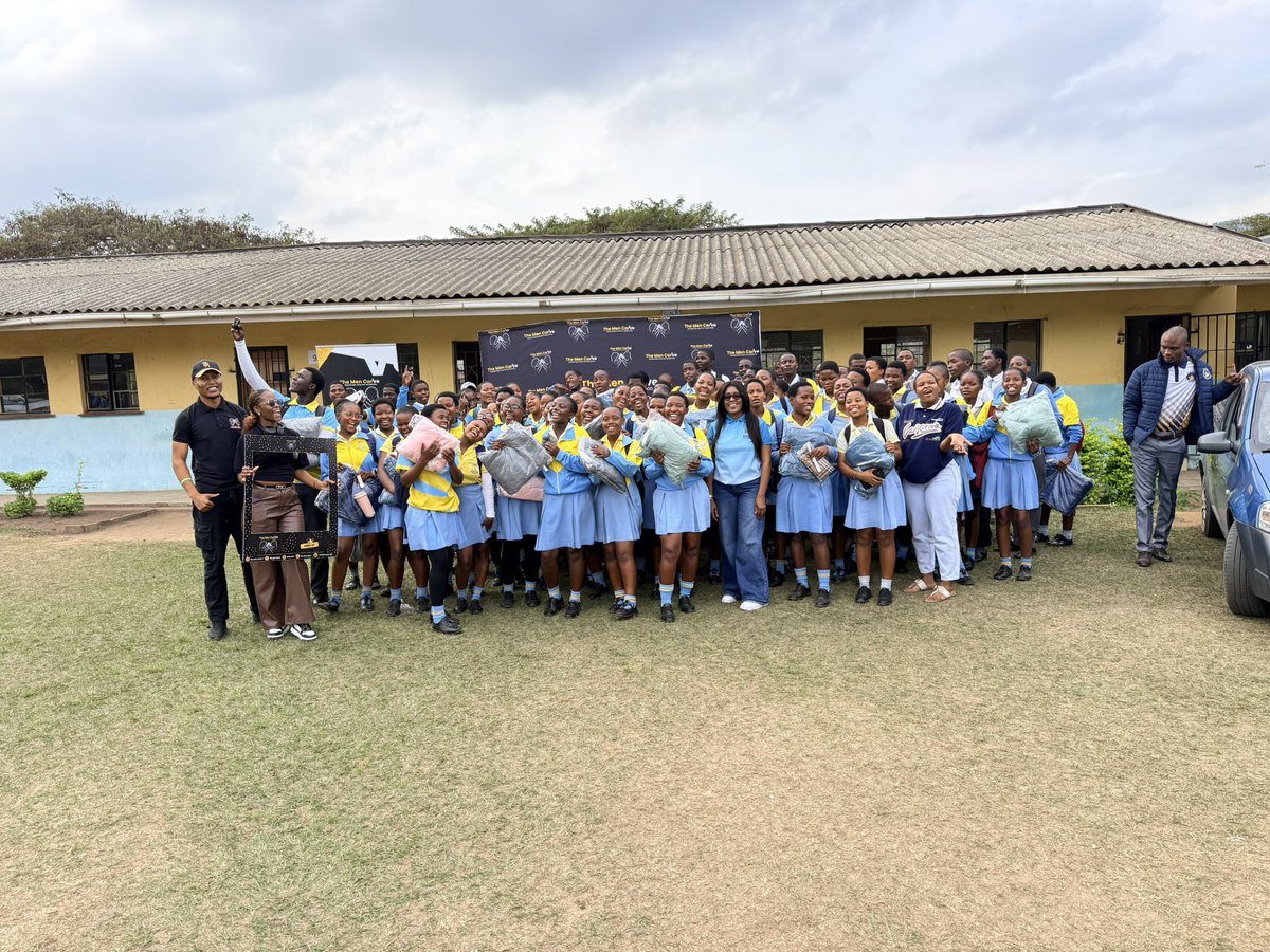 men_carve's tweet photo. High school is about more than exams—it’s about preparing young people to lead their lives with purpose.

Together, we’re investing in the leaders of tomorrow. #TheMenCarve #YouthEmpowerment #HealthyManhood #EndGBV #Leadership https://t.co/4piXURCEJp