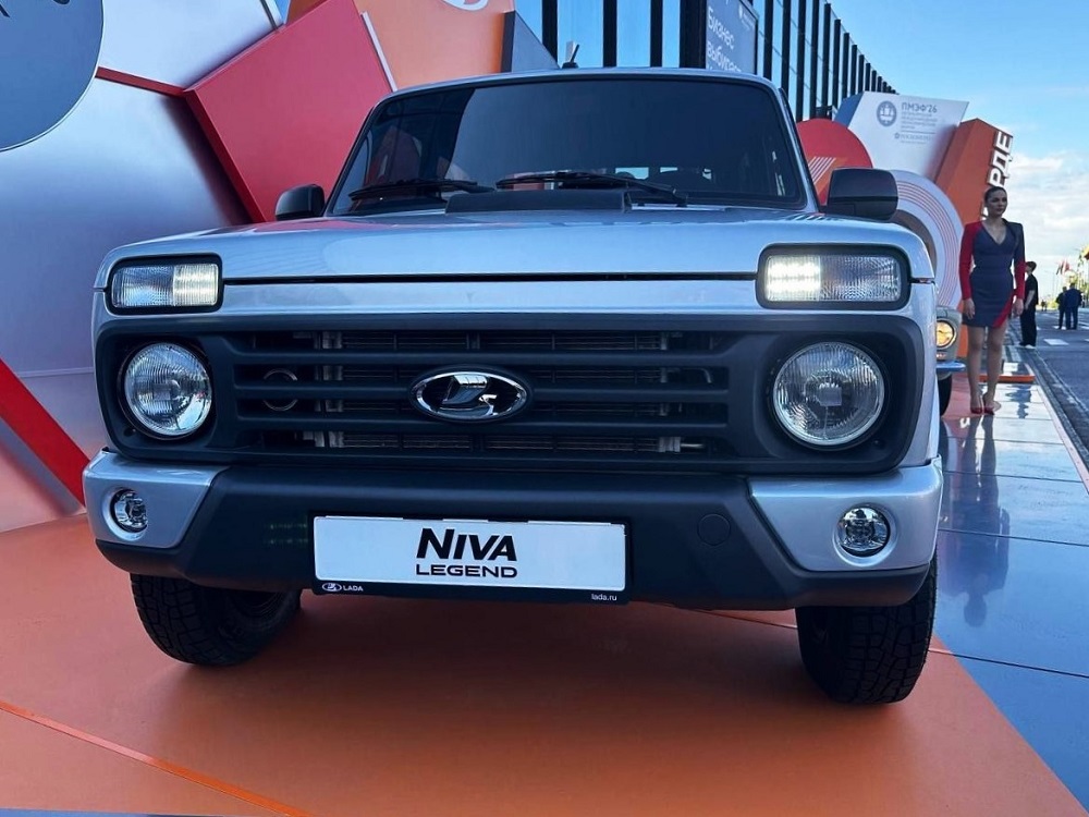 autoexcellence7's tweet photo. Lada Niva: Χρειάστηκε 49 χρόνια για να αποκτήσει αερόσακο – Νέος κινητήρας και τέλος στη σκουριά https://t.co/vjnIjEZYhU https://t.co/KqVPXsUAS0