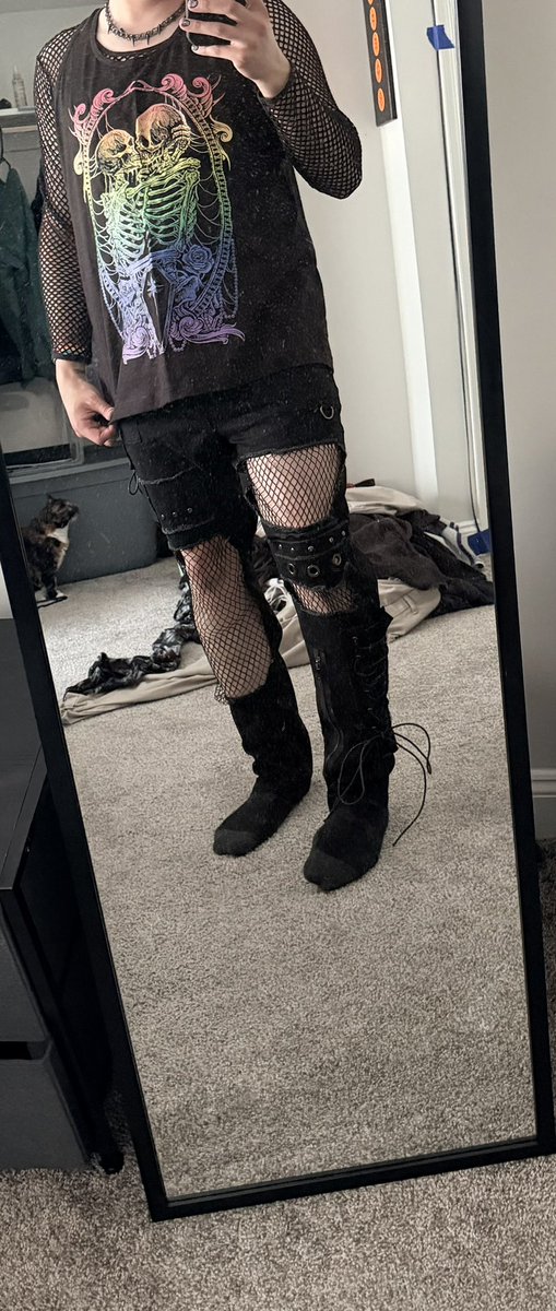 SVBrenny's tweet photo. More pictures in the comments of accessories butttttttttt I don’t hate this look 😭😭 and that’s saying a lot for meeeee.

Pride 2026 (1st of 2 events this month) https://t.co/MBiPt2yDmh