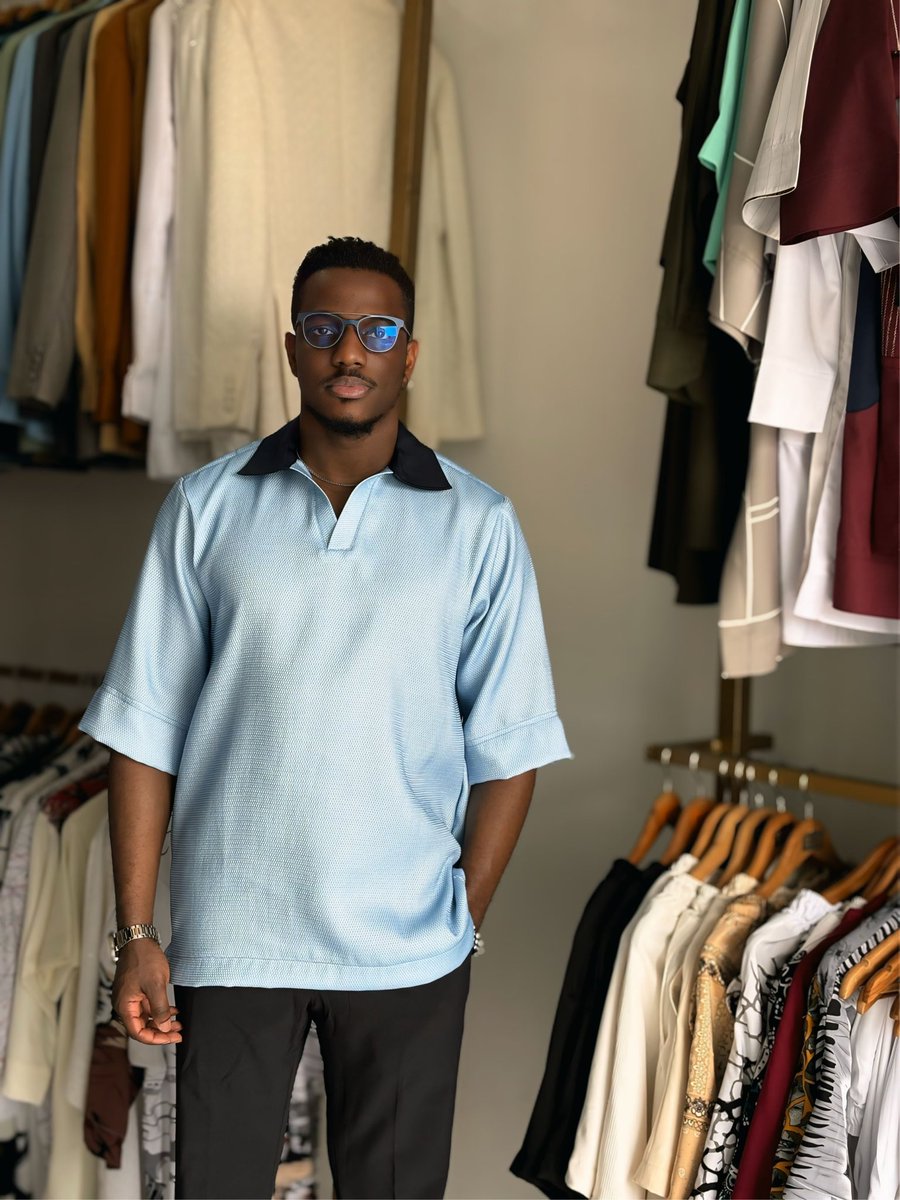 miltonsbespoke's tweet photo. Massive Shirt Discount!!!!!!!!!!!!!!!
All shirts are going for N15,000
Size Large. https://t.co/pbvSb3Q7ZJ