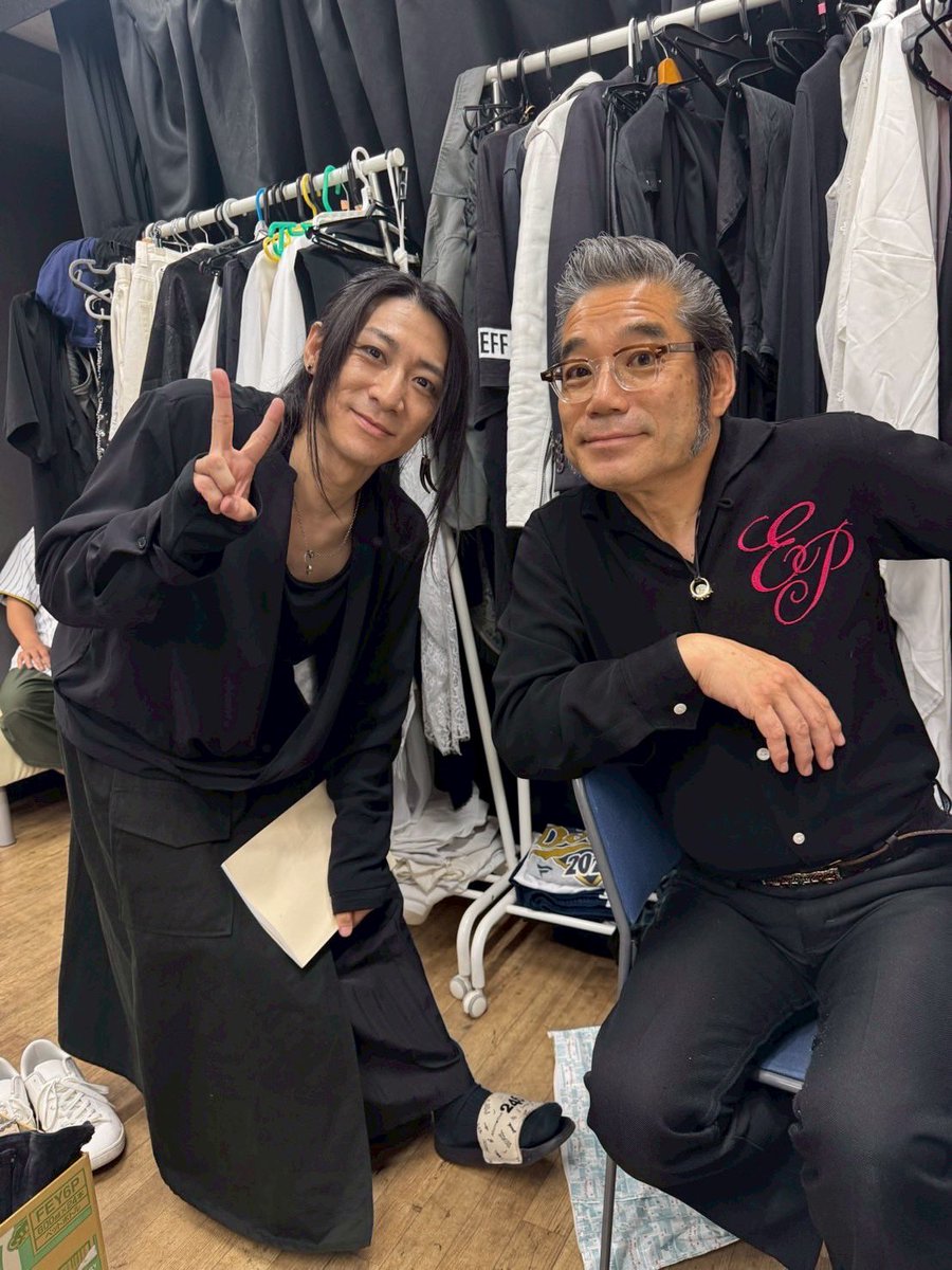 shuhei0223's tweet photo. #らもしが4 → #脳内ヒーローズ

無事に走り抜けましたああああ
どちらもご来場いただいたお客さまが多数いらっしゃって感謝感謝です……ありがとうございました。

撮影@tsukiteitenshi さん、ありがとうございます！！ https://t.co/0T1vq2a4R2