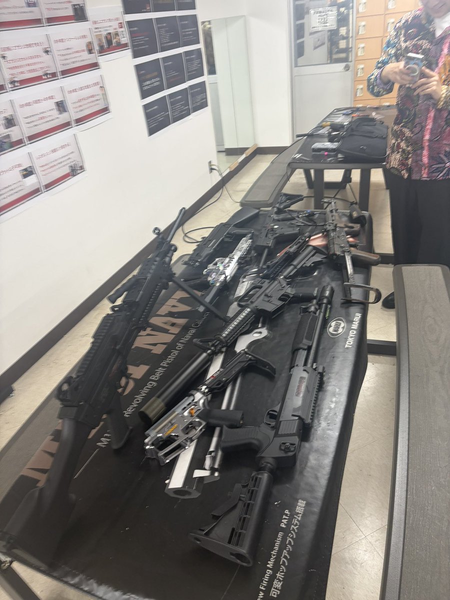 jima_0612's tweet photo. #エアガンカスタムナイト
バンカー終わりら辺にぶっ壊れたM249直しました
次いつ行けるか分かりませんが、また次回よろしくお願いします
 #俺の銃が化けた
 #これで彼女できないのマジで謎 https://t.co/Mk8QBhVIsj