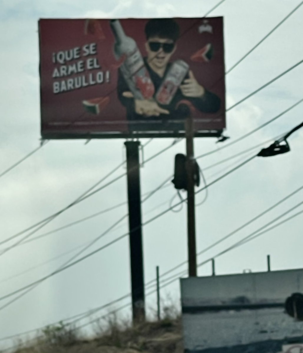 JorgeMr1990's tweet photo. #BARULLO bien presente en la sede #Jalisco para estas fechas mundialistas
#lamansiónvip 🫡👏🏽 #lamansionvip https://t.co/LBt4tSxlKB