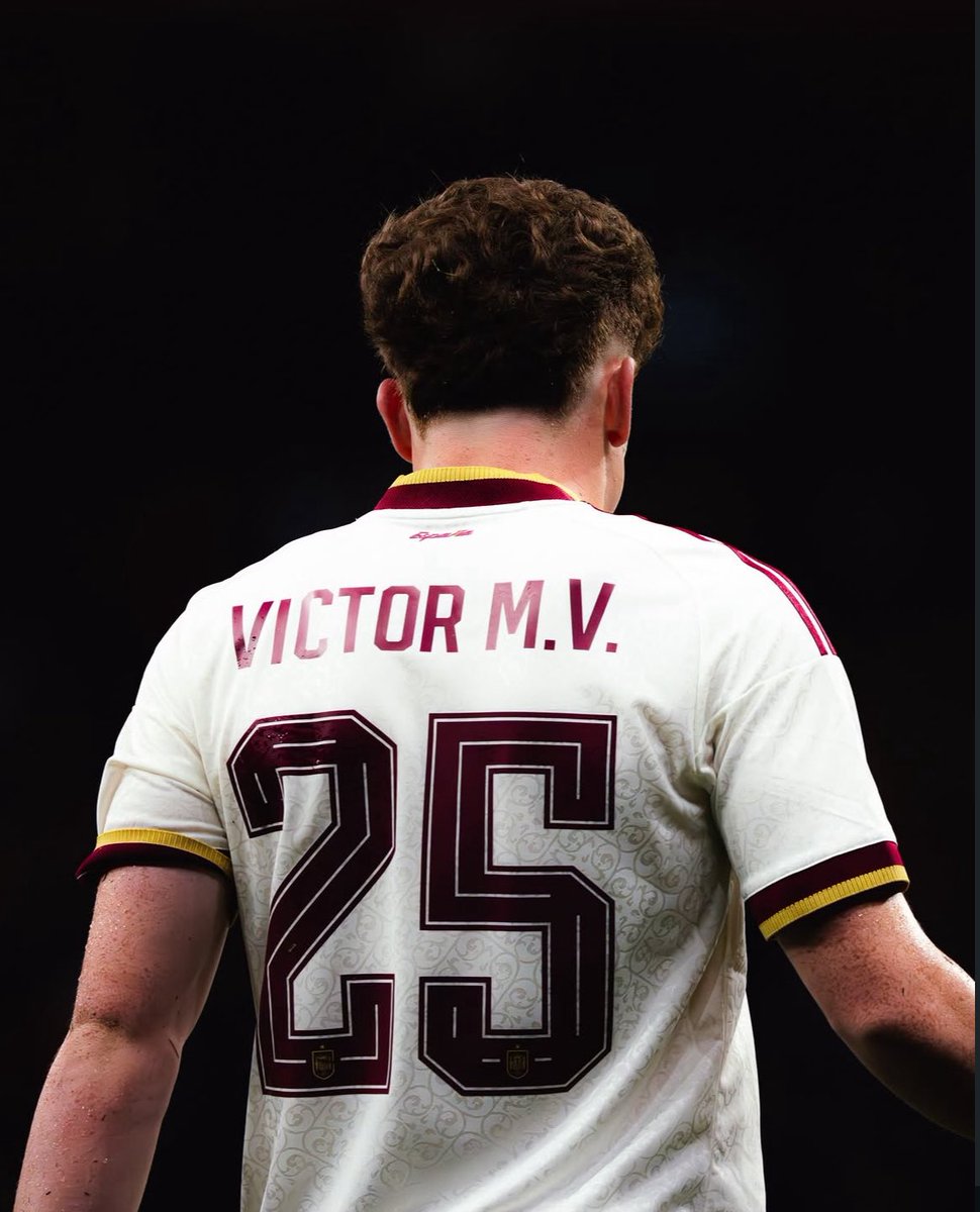 _3points__'s tweet photo. 💰 https://t.co/IqlMD2ti3g