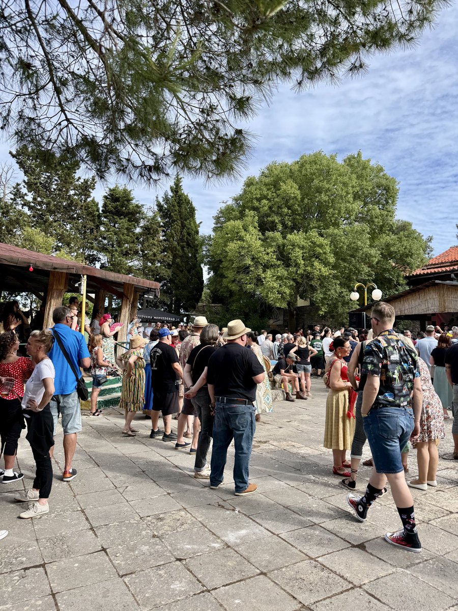 mkundek's tweet photo. Tear it up festival #medulin #rockabillyfestival 🛵🤩👙 https://t.co/wnFL5HXNQ1