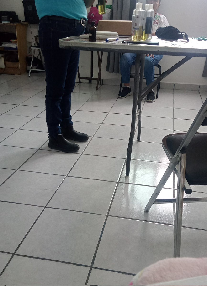 Yanderi_Islas's tweet photo. Recuerden segurime es mi nueva cuenta 😢😔 #RT 

E estado en mis clases  pero partir de el lunes todo sigue 

Masajes presenciales 📲🥵 
Venta de material didáctico 🫰🏽📲

5578208020📲
@BustiDelBlog @cachondo_pitufo @Luiz_Garf @MasLobitas @SweetModelMx @MikeRoss_02 @PadrinooRegio https://t.co/S5sCWodabP