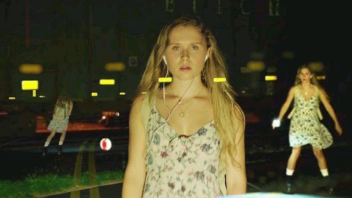 ccraisy's tweet photo. i cant believe i forgot to send this but katie wilmot as amma crellin!! in another life shes a rollerskating tooth fairy https://t.co/9nmKkjOl3c