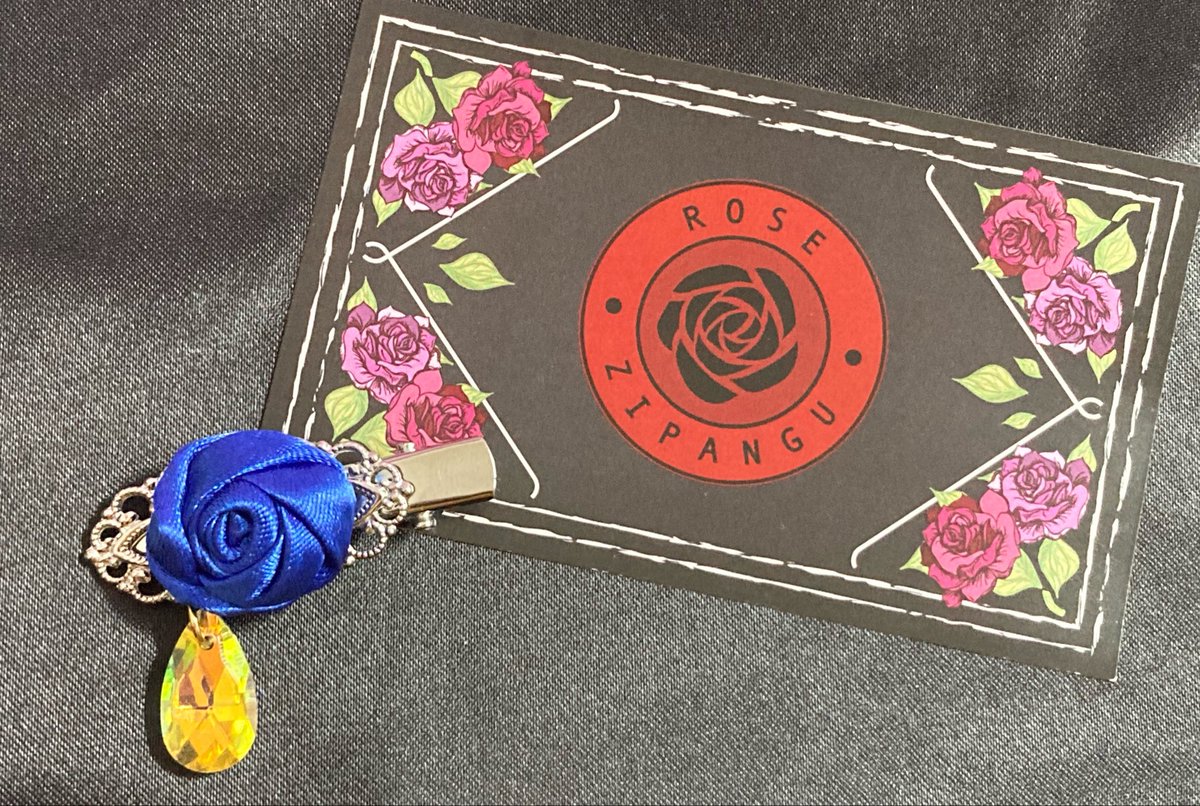 Akanedesu44's tweet photo. #GLシンフォ02 戦利品
 RoseZipangu様@RoseZipangu 
薔薇ガチャにて当たりました！
とっても素敵な青薔薇のクリップです！
青薔薇好きだから嬉しい💙 https://t.co/tamiPdUZuo