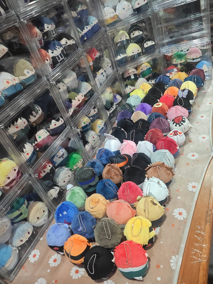 fubblez's tweet photo. Pendatang baru lagi antri sewa rumah 🤣🤣 https://t.co/IqWiwtgOaT