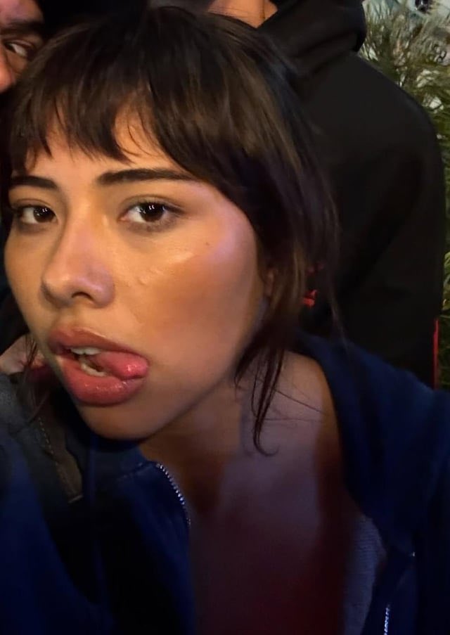 Cummy tweet media