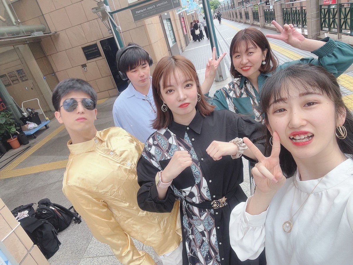 B_b_b_bug's tweet photo. メンバー紹介③🎤

みなみ (Lead &amp; 1st)
Fruits Note OB

B'3の中では圧倒的最年少‼️
 年上だらけに囲まれて甘やかされてます(笑)

 各地のカラオケ大会に出没しては賞金をかっさらっていくカラオケ女王です🪩🎤

是非彼女の歌声聴きに来てください😊 https://t.co/spwUbPdde5