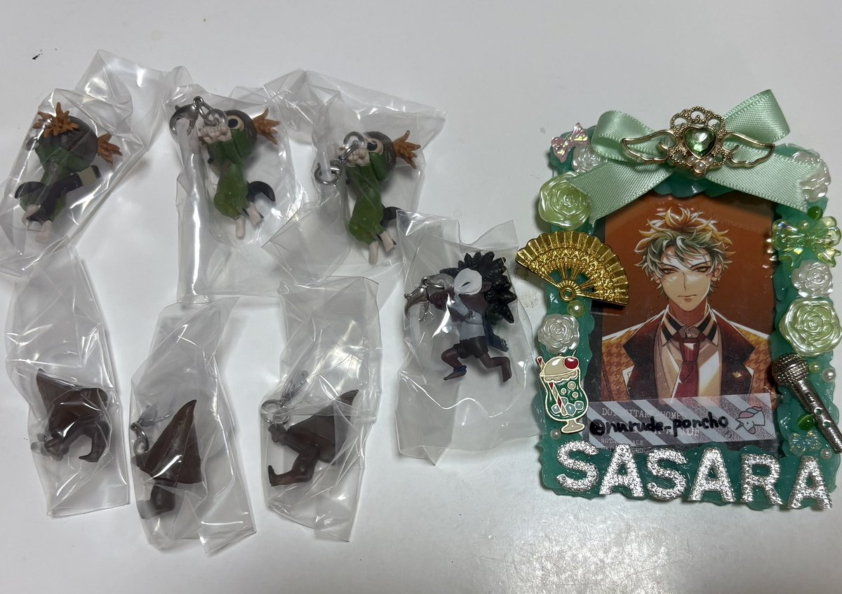 nurude_poncho's tweet photo. 【譲渡】リトルナイトメア めじるしアクセサリー

譲)→アローン ロゥ ノーム

求)→定価 (400円)＋送料

2点以上お迎えいただける場合、送料はこちらが負担いたします◎
郵送でのお取引
お気軽にお声掛けください✨ https://t.co/AXybICMaTZ