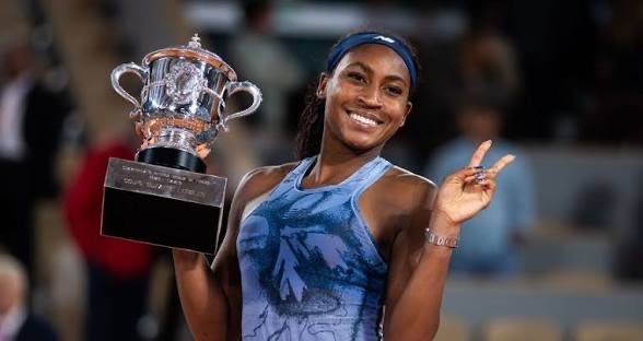 MakeItWayne151's tweet photo. Western Grip Dynasty continues its reign at Roland Garros, bashers this will never be for you! https://t.co/bFLmJc3oaV