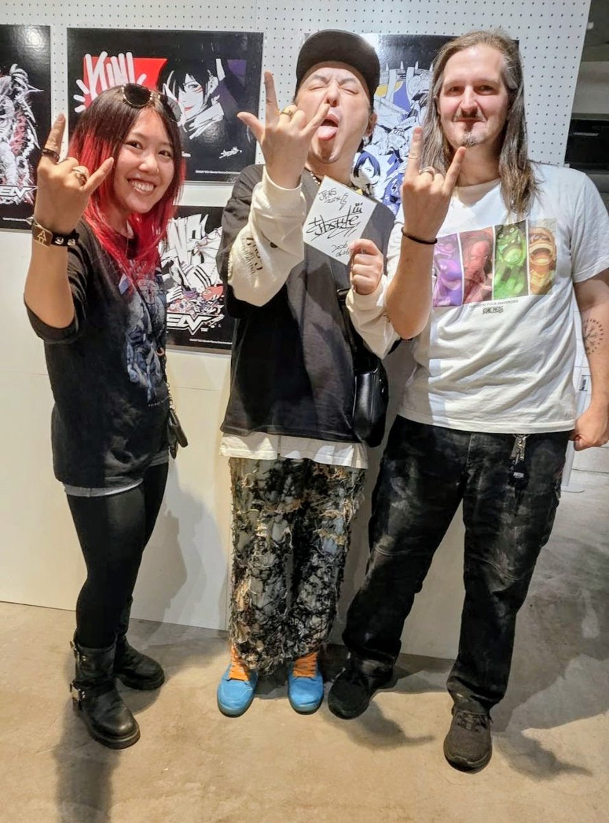 sacicoJM's tweet photo. 以前から気になっていた@jbstyle222 さんのTシャツの実物がやっと見れました🤩どれもデザインが良くて迷ってしまったけど…キャラ的にも大好きなアマキングッズをあれこれゲット🤭
楽しい時間をありがとうございました🤘

#鉄拳8 #TEKKEN8 https://t.co/nOvOPuK5qQ