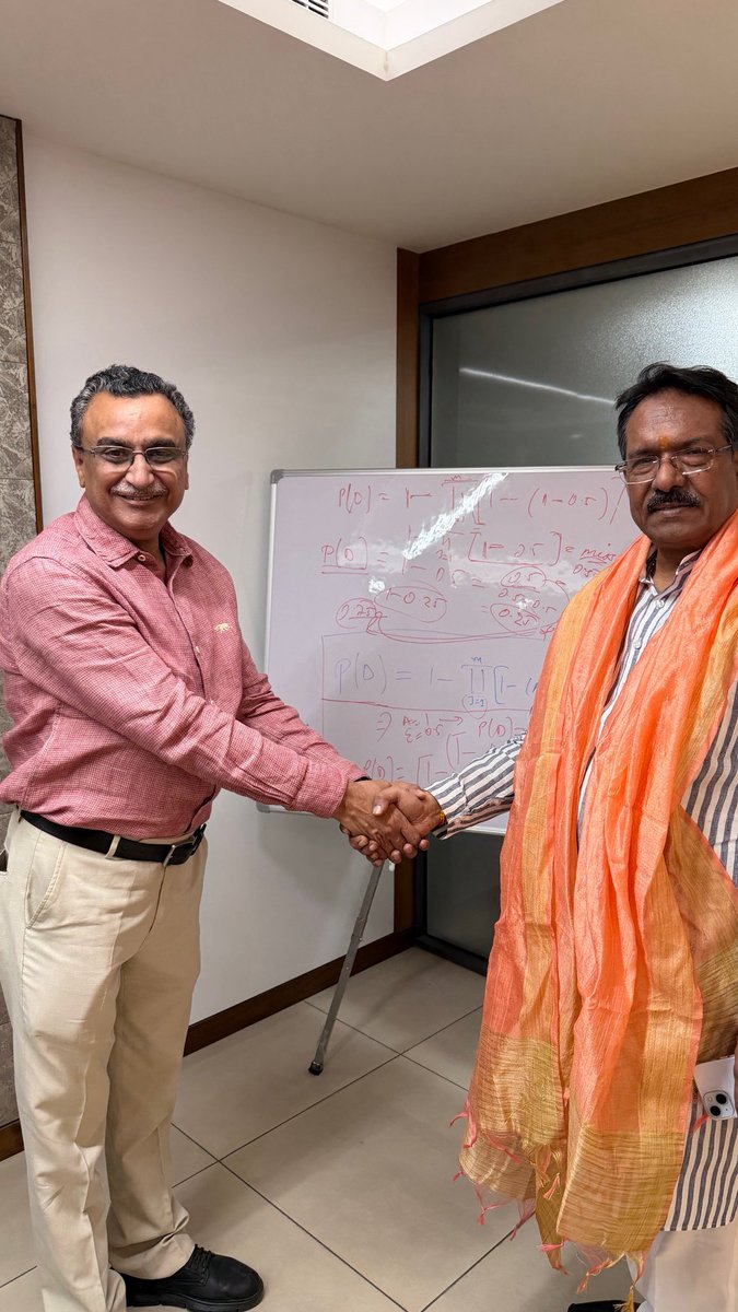 sumeetbhasin's tweet photo. It was a privilege to welcome and felicitate Hon’ble Union Minister of State and Delhi BJP President, Harsh Malhotra, at the @PPRCIndia office today.

His commitment to the organization, and strong connect with party workers make him a great leader. With his devotion and abilities he will lead @BJP4Delhi to another victory in local bodies election in 2027. 

On this occasion, I had the pleasure of presenting him with copies of my books. His guidance, encouragement, and experience remain a constant source of inspiration for our efforts in public policy and nation-building.

@hdmalhotra