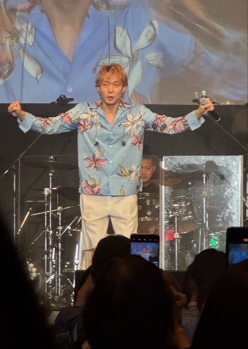 sawa07186002's tweet photo. フォトタイム📷✨
最後〆の「ジャン」だけ撮れたわw🤣
#ユチョン
#ヘタクソ選手権 https://t.co/ZjJ7gbAQ5q