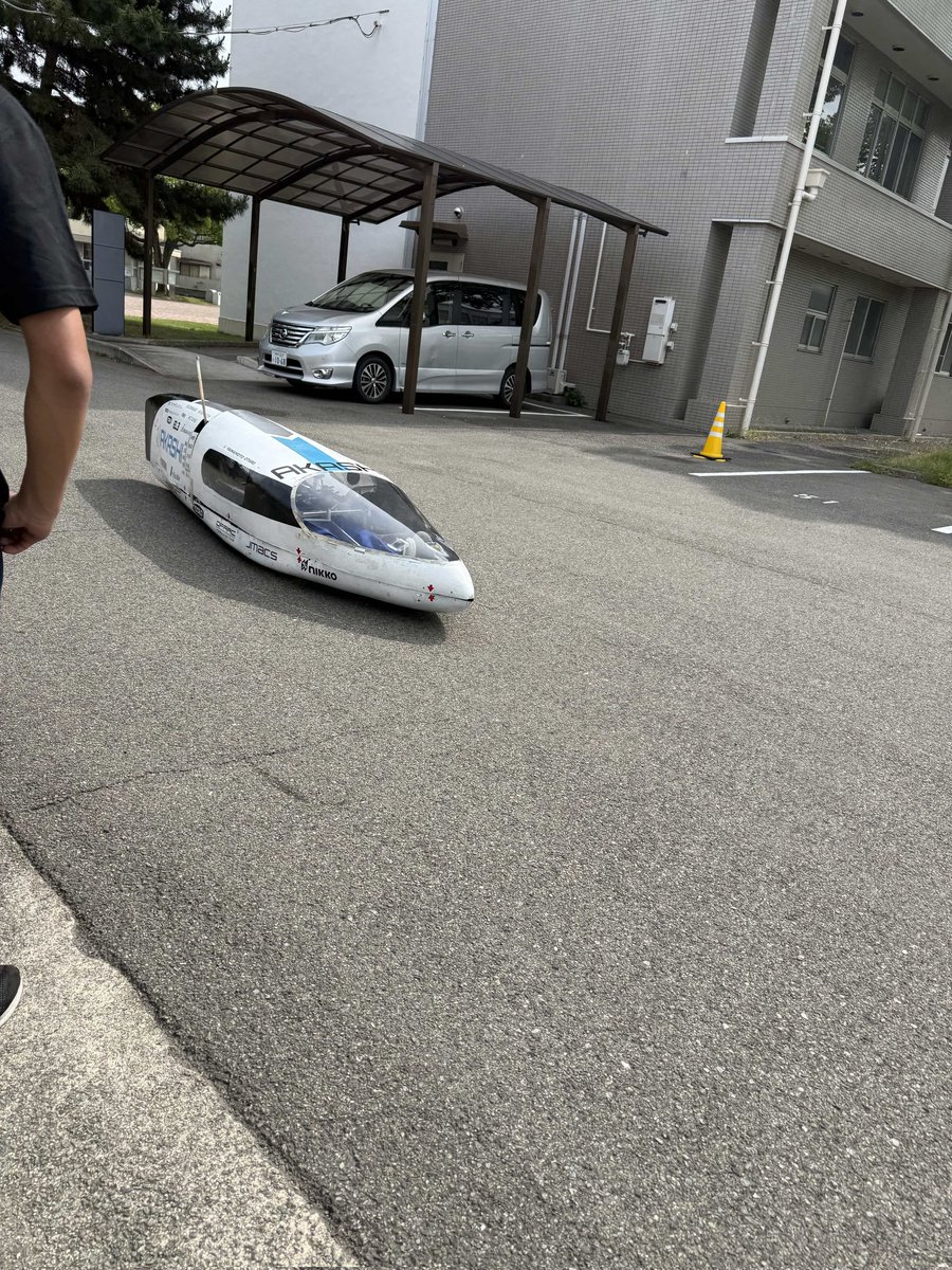 NITAC_ECORUN's tweet photo. 本日走行練習でした！
大会まであと二週間……
各班、問題点や改善点を修正していきます！ https://t.co/m9lAzYwinb